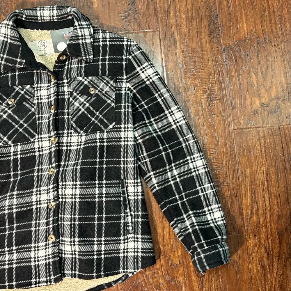 Sage Collective Women's Black/ White Plaid Faux Fur Lining Size Large LJ17 - Picture 2 of 10